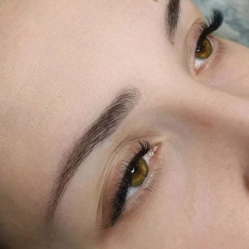 Microblading (Kıl Tekniği) sonucu, İzmir Bornova'daki stüdyodan